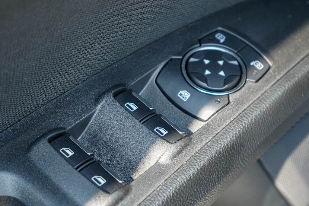 Thumbnail: 2020 Ford Fusion - 22