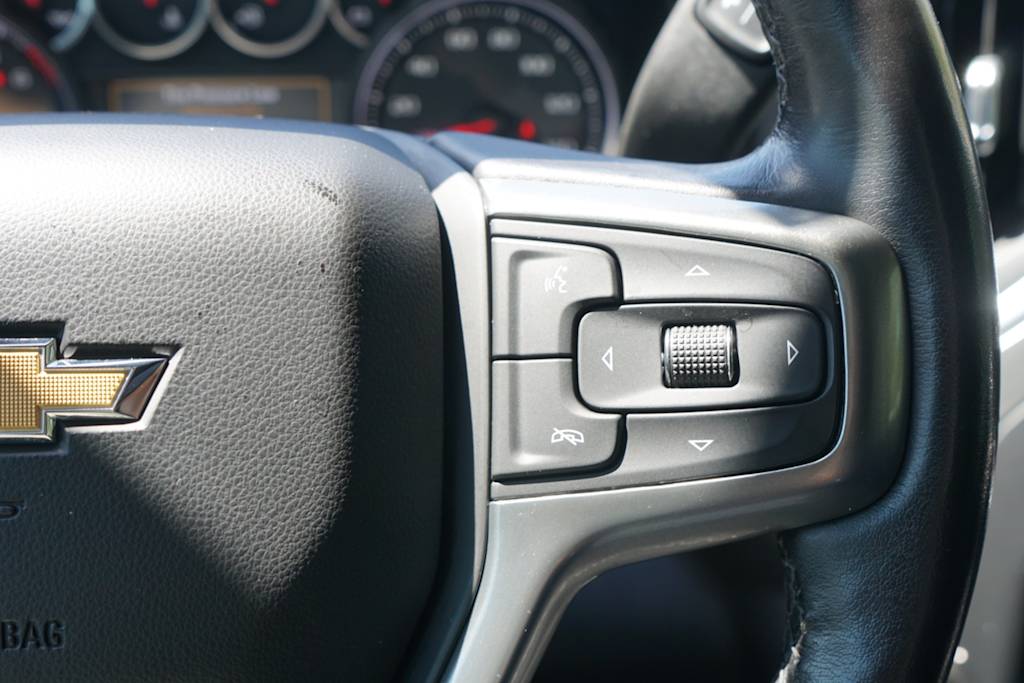 Thumbnail: 2020 Chevrolet Silverado 1500 - 16
