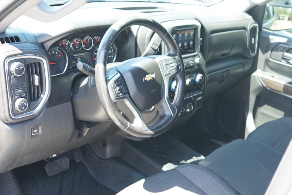 Thumbnail: 2020 Chevrolet Silverado 1500 - 2