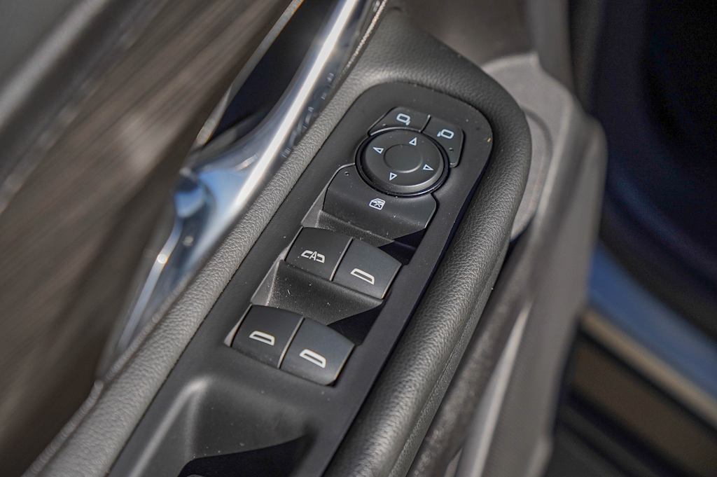 Thumbnail: 2024 GMC Terrain - 27