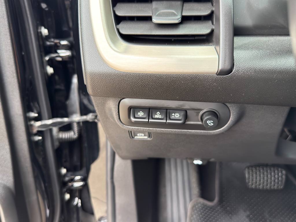 Thumbnail: 2022 GMC Terrain - 24