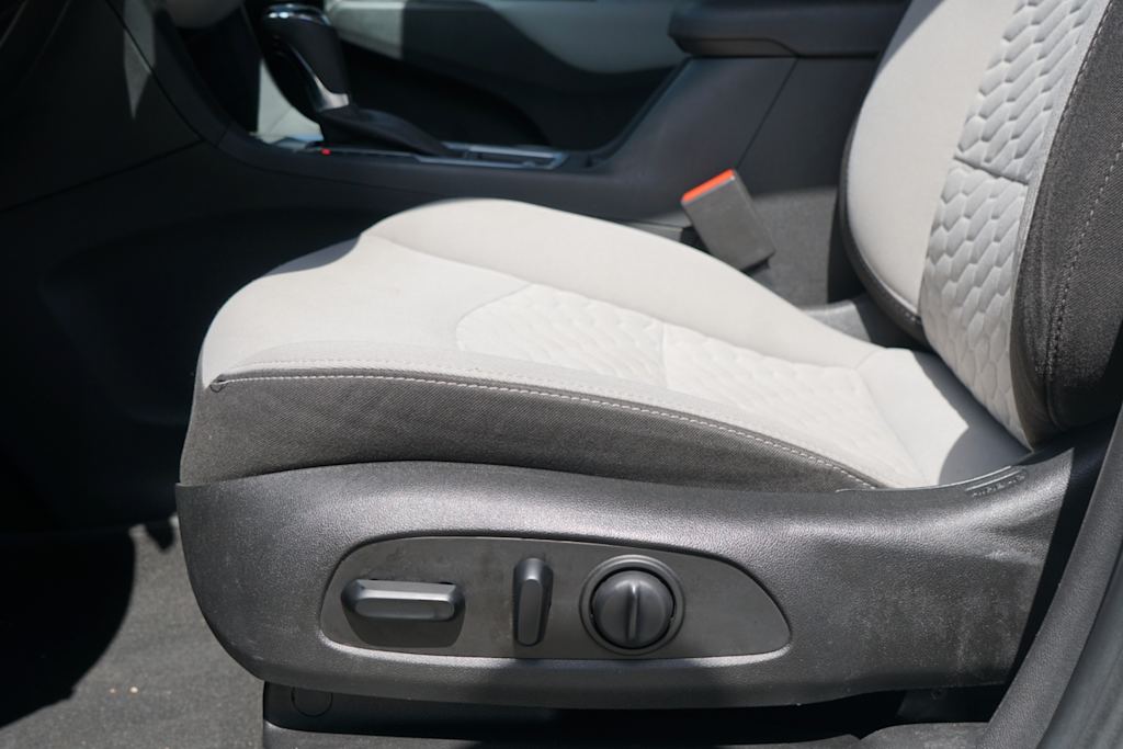 Thumbnail: 2019 Chevrolet Equinox - 20