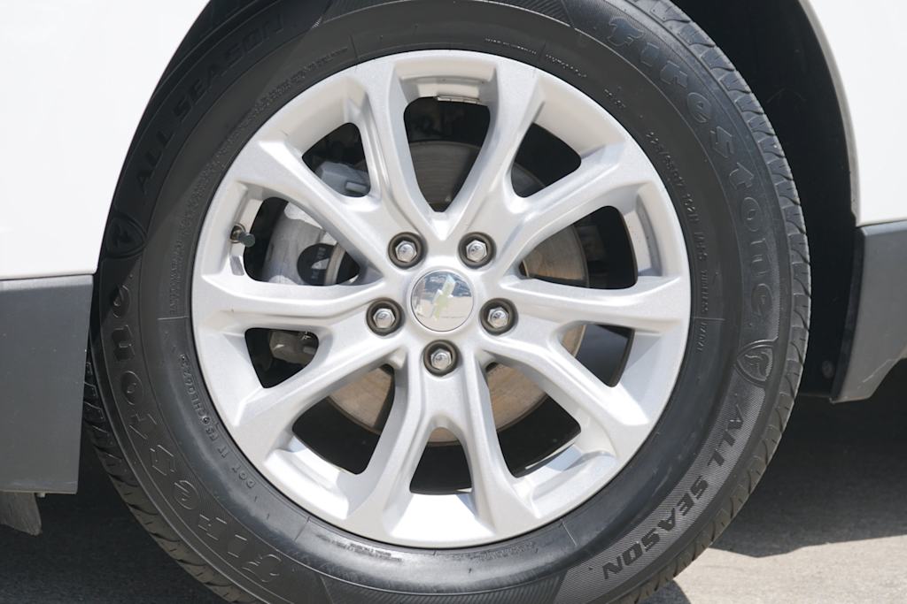 Thumbnail: 2019 Chevrolet Equinox - 5