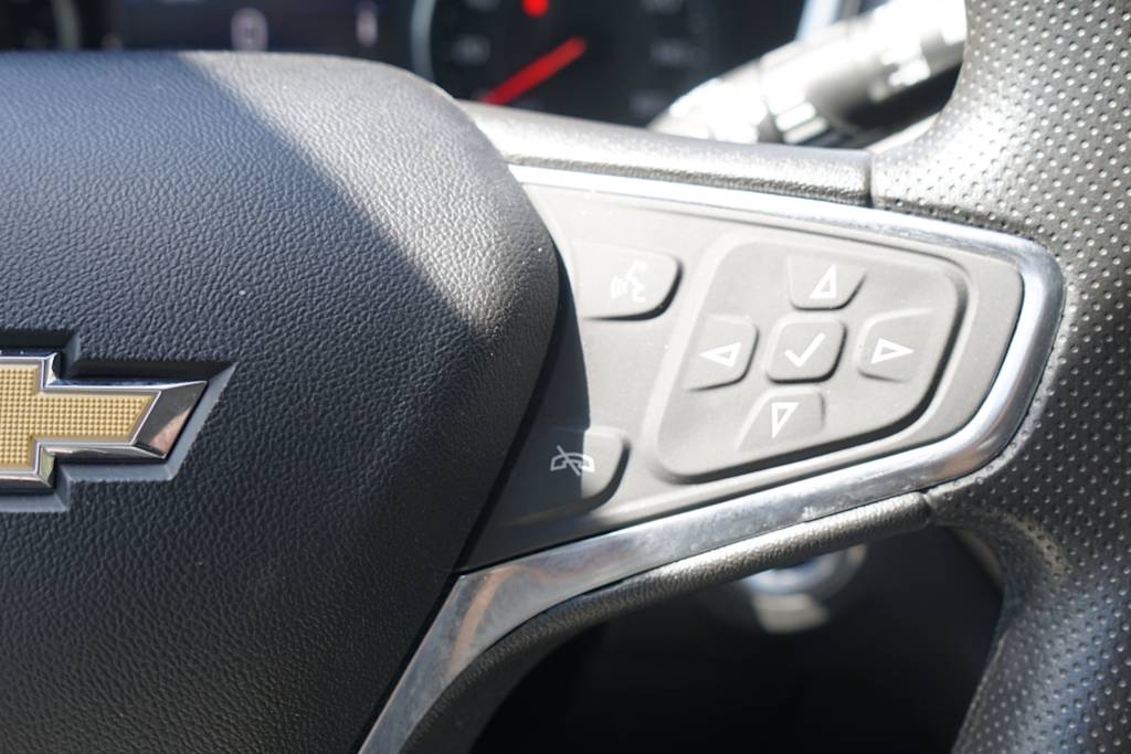 Thumbnail: 2019 Chevrolet Equinox - 16