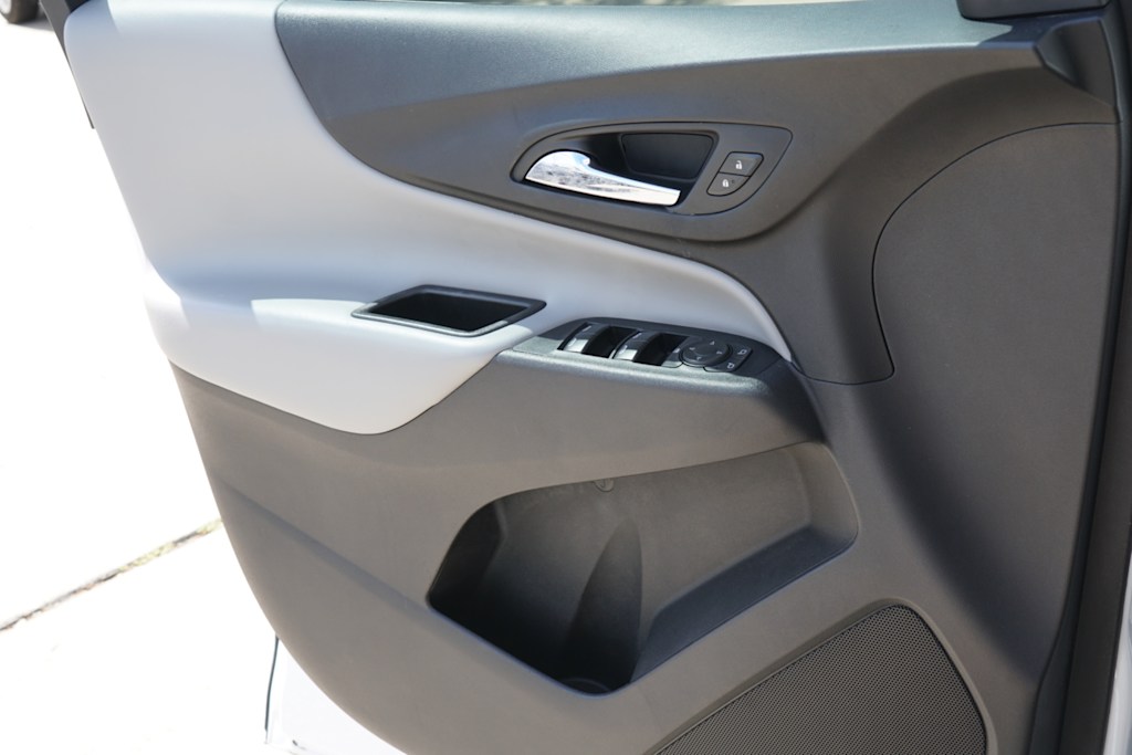 Thumbnail: 2019 Chevrolet Equinox - 18