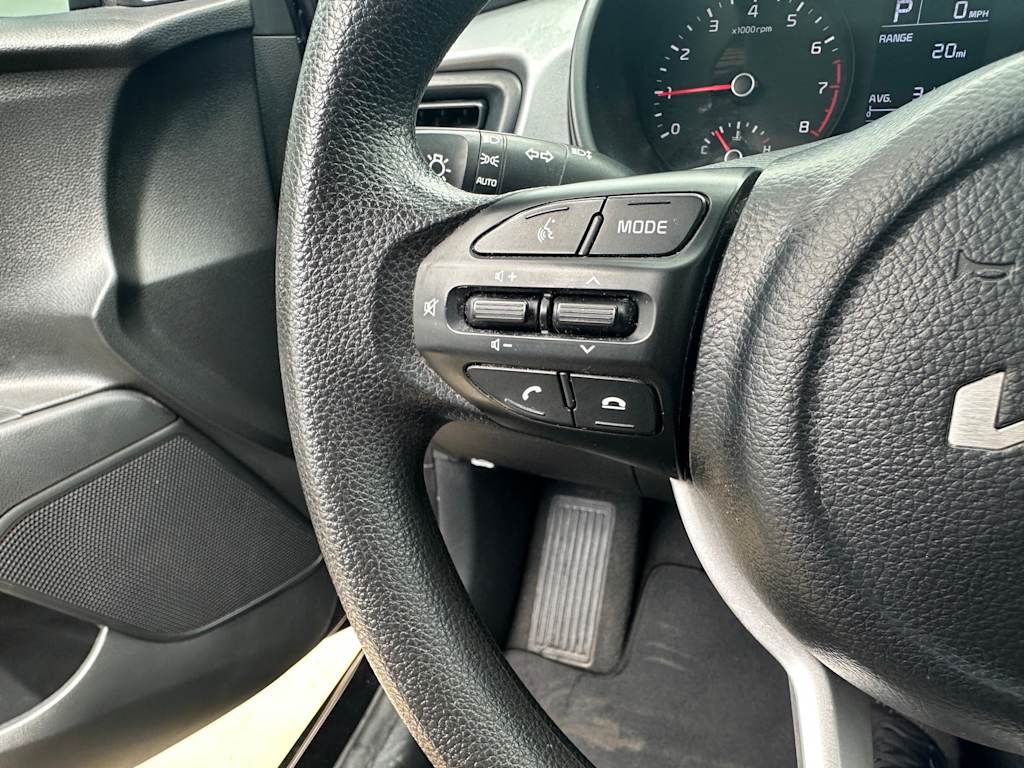 Thumbnail: 2023 Kia Rio - 16
