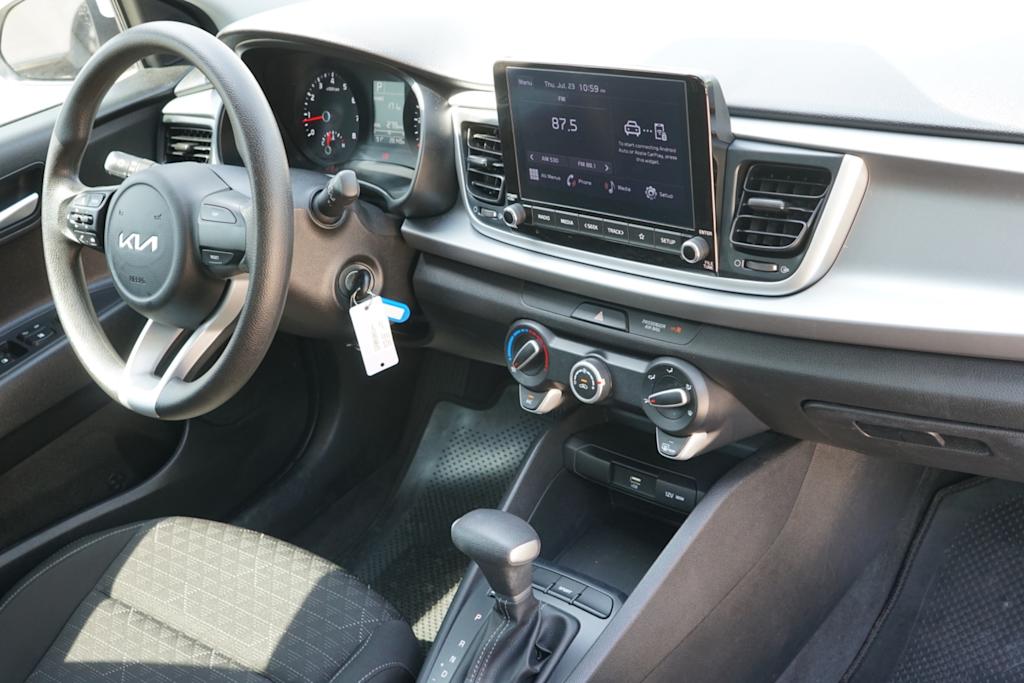 Thumbnail: 2023 Kia Rio - 12