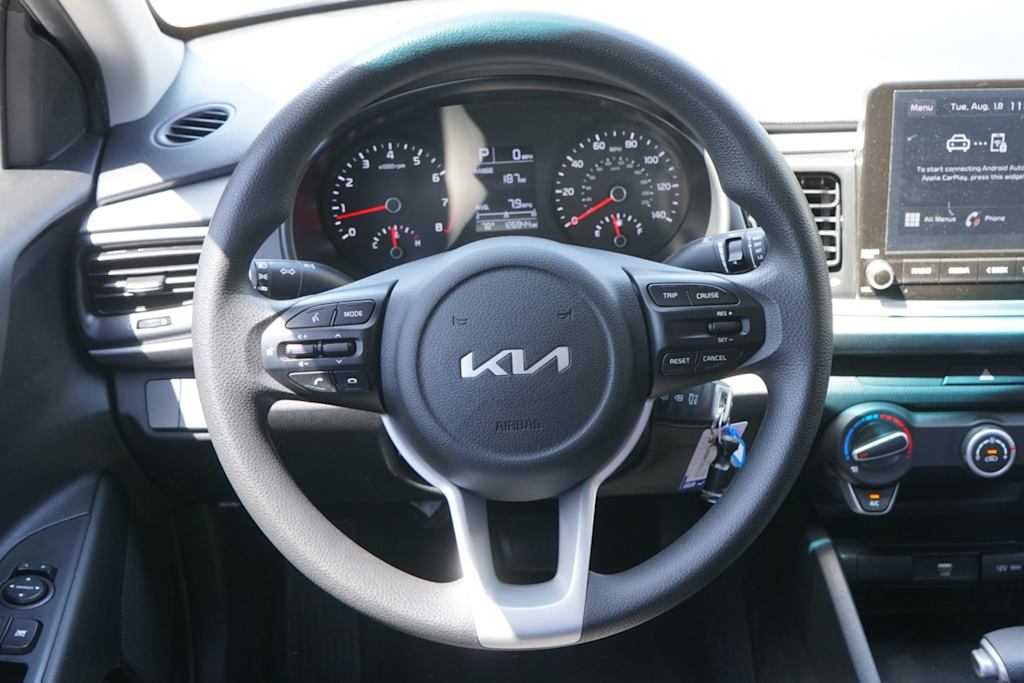 Thumbnail: 2022 Kia Rio - 11