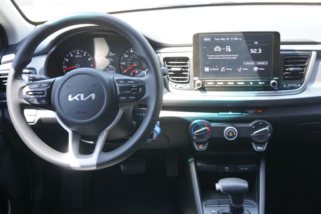 Thumbnail: 2022 Kia Rio - 7