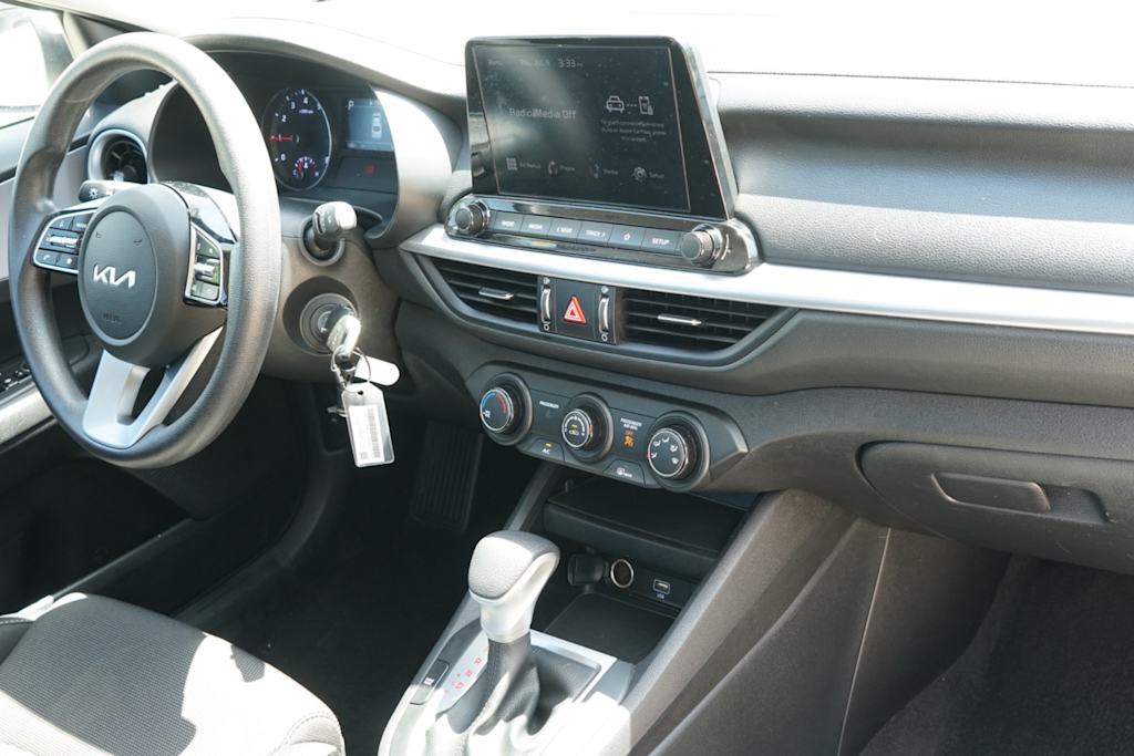 Thumbnail: 2024 Kia Forte - 11
