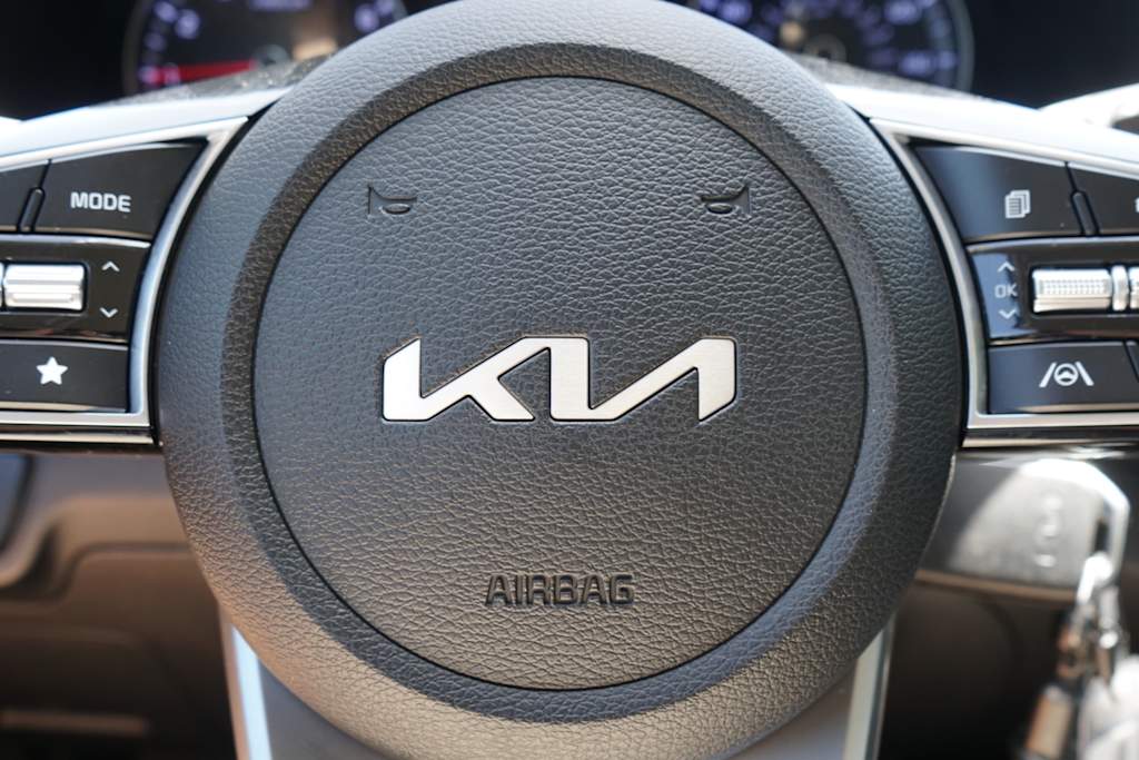 Thumbnail: 2024 Kia Forte - 18