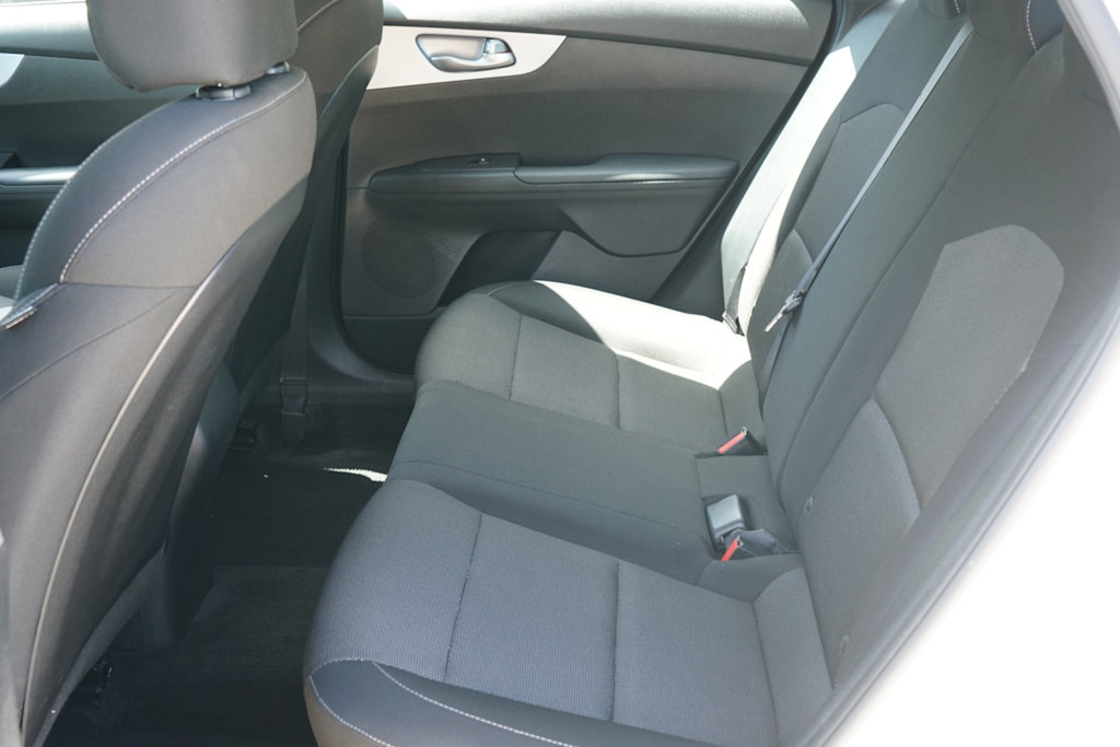Thumbnail: 2024 Kia Forte - 9