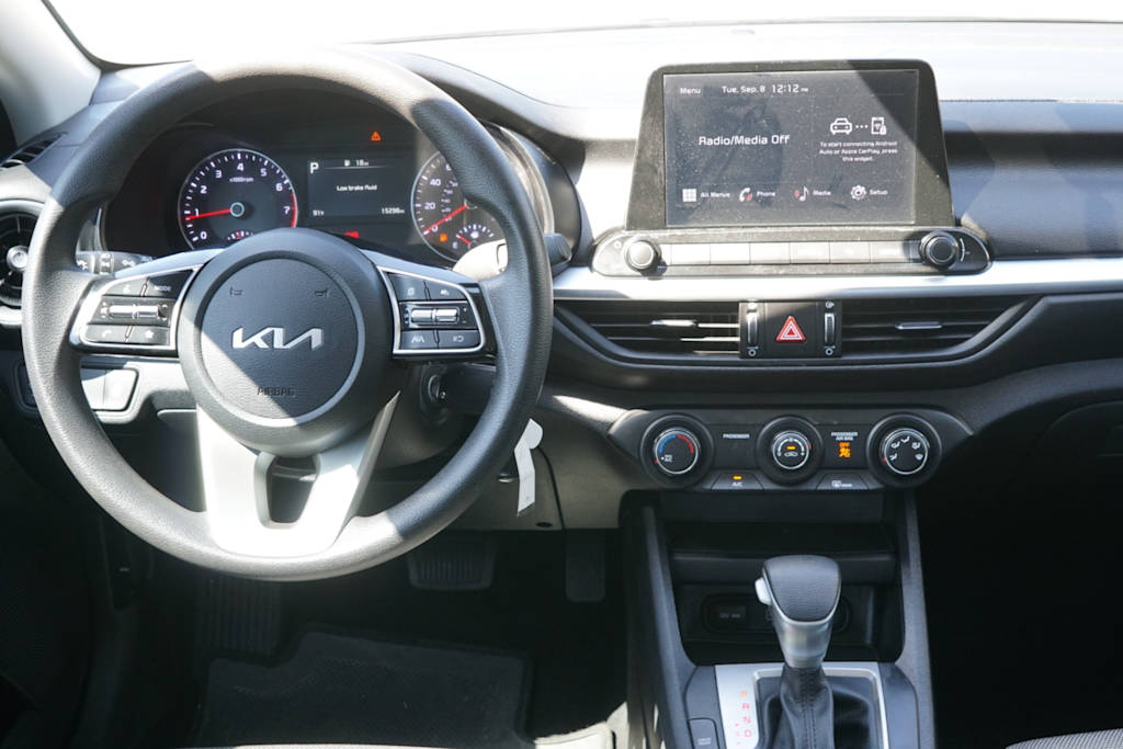 Thumbnail: 2024 Kia Forte - 7