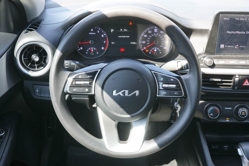Thumbnail: 2024 Kia Forte - 11