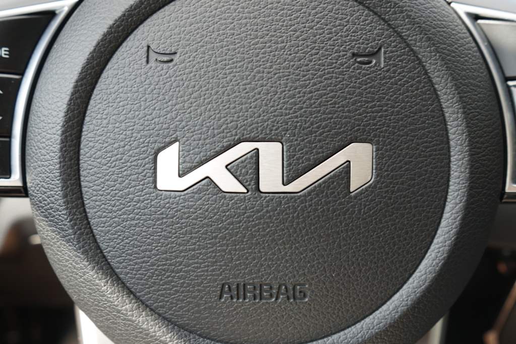 Thumbnail: 2023 Kia Forte - 4