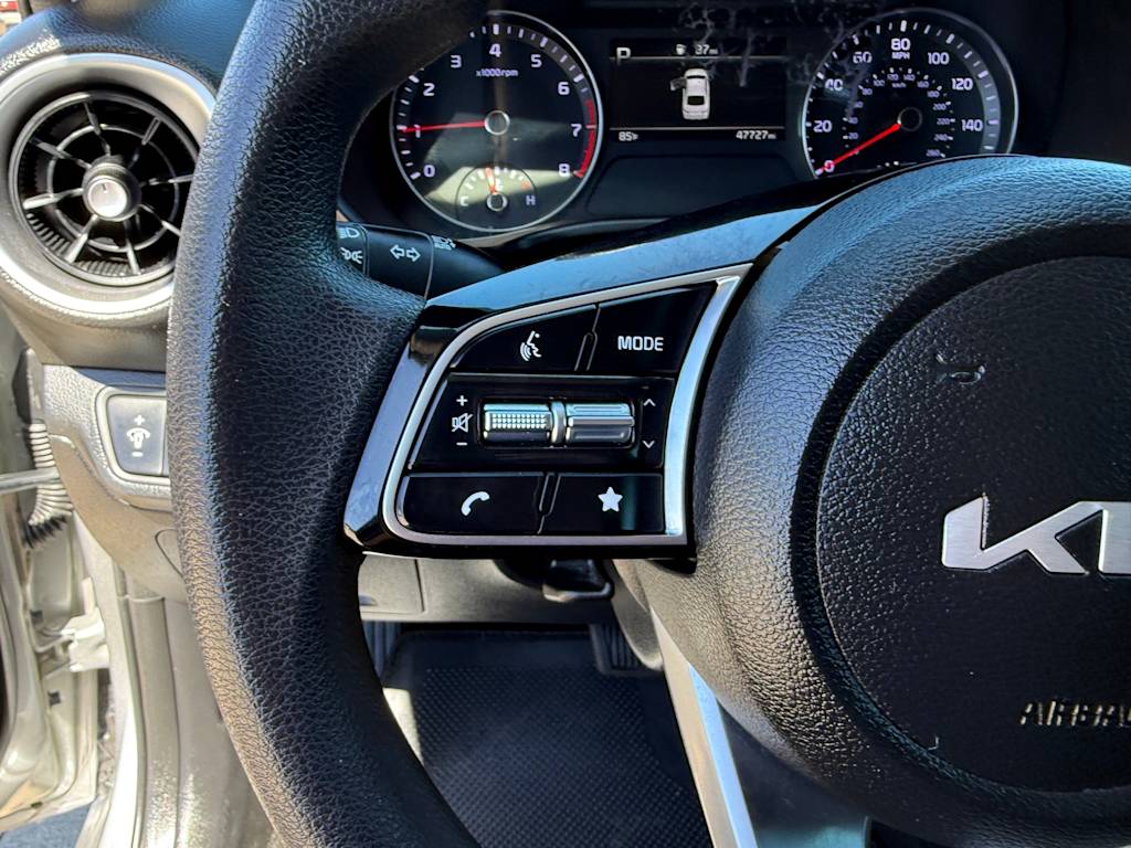 Thumbnail: 2024 Kia Forte - 21