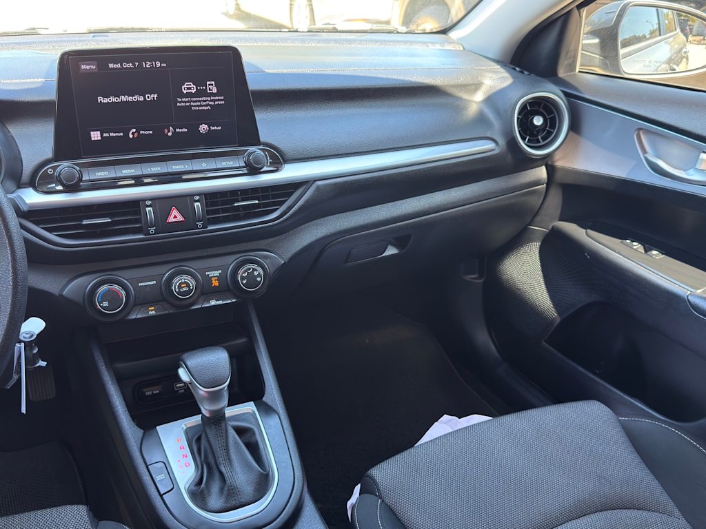 Thumbnail: 2024 Kia Forte - 12