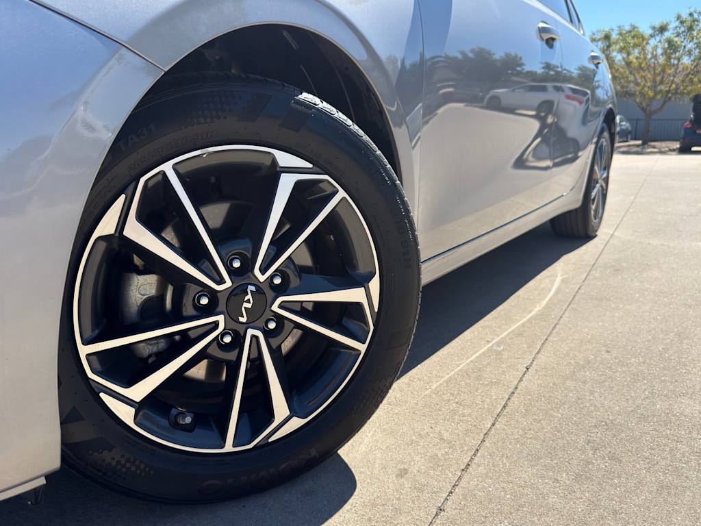 Thumbnail: 2024 Kia Forte - 6