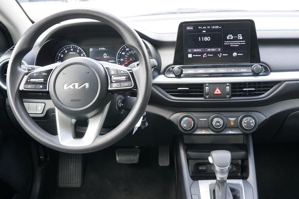 Thumbnail: 2024 Kia Forte - 6