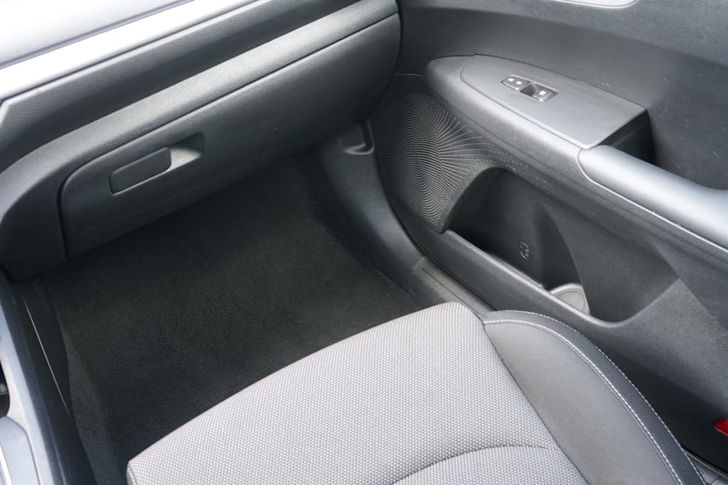 Thumbnail: 2024 Kia Forte - 26