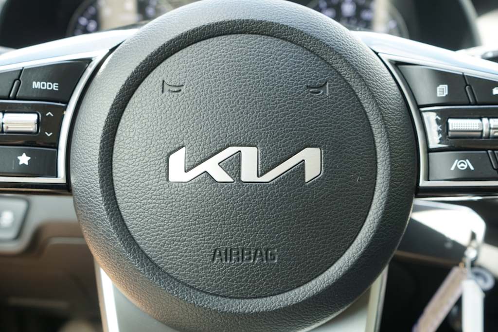 Thumbnail: 2024 Kia Forte - 18