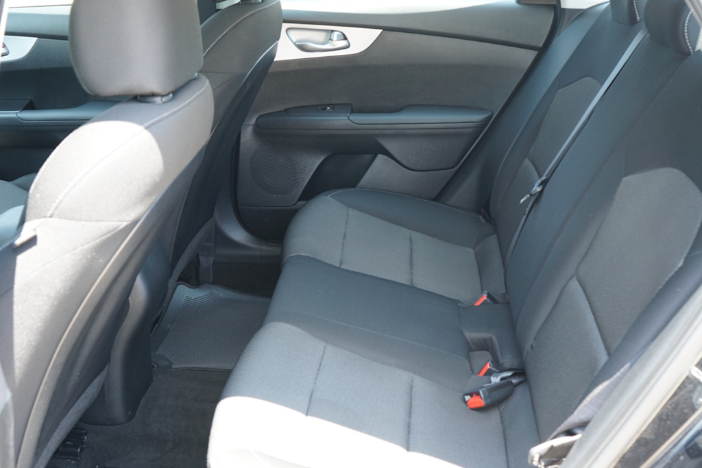 Thumbnail: 2024 Kia Forte - 9