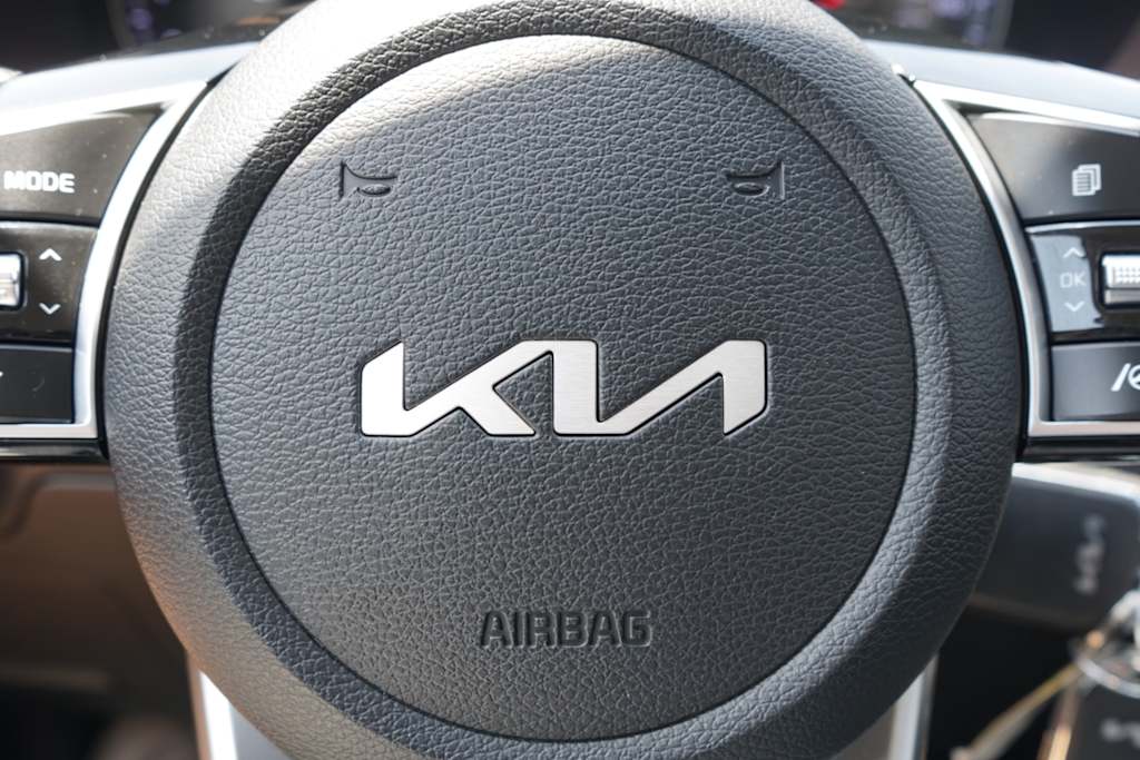 Thumbnail: 2024 Kia Forte - 18