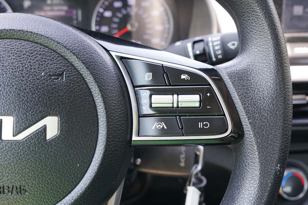 Thumbnail: 2024 Kia Forte - 18