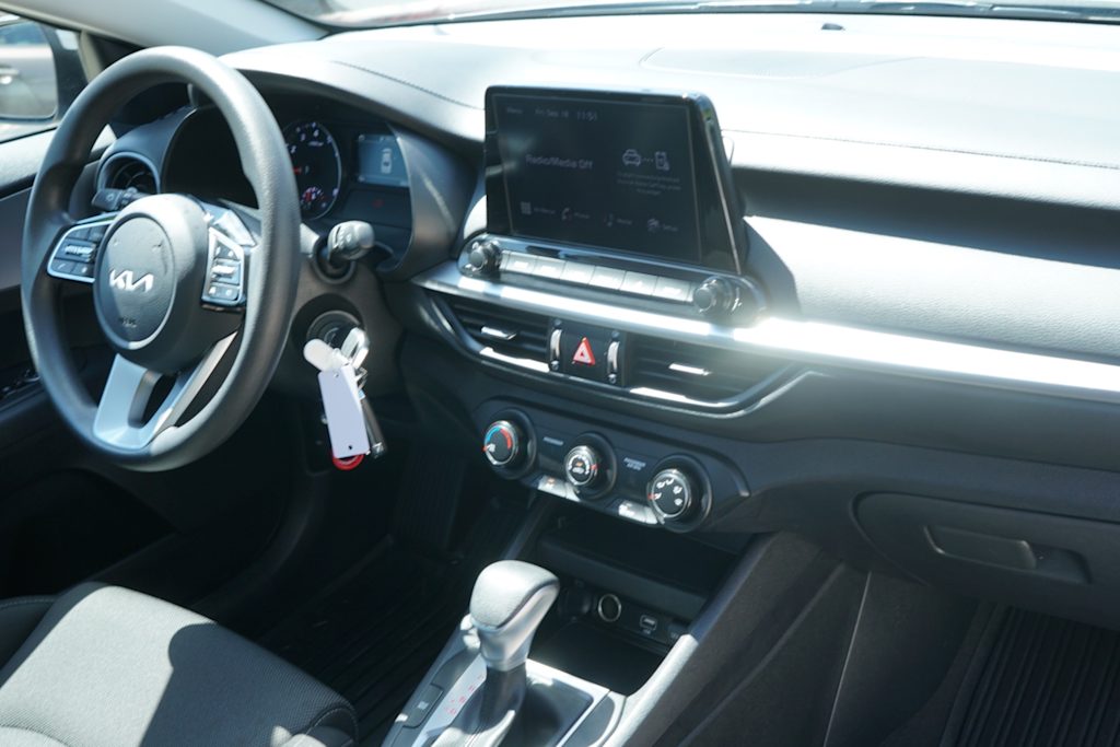 Thumbnail: 2023 Kia Forte - 11