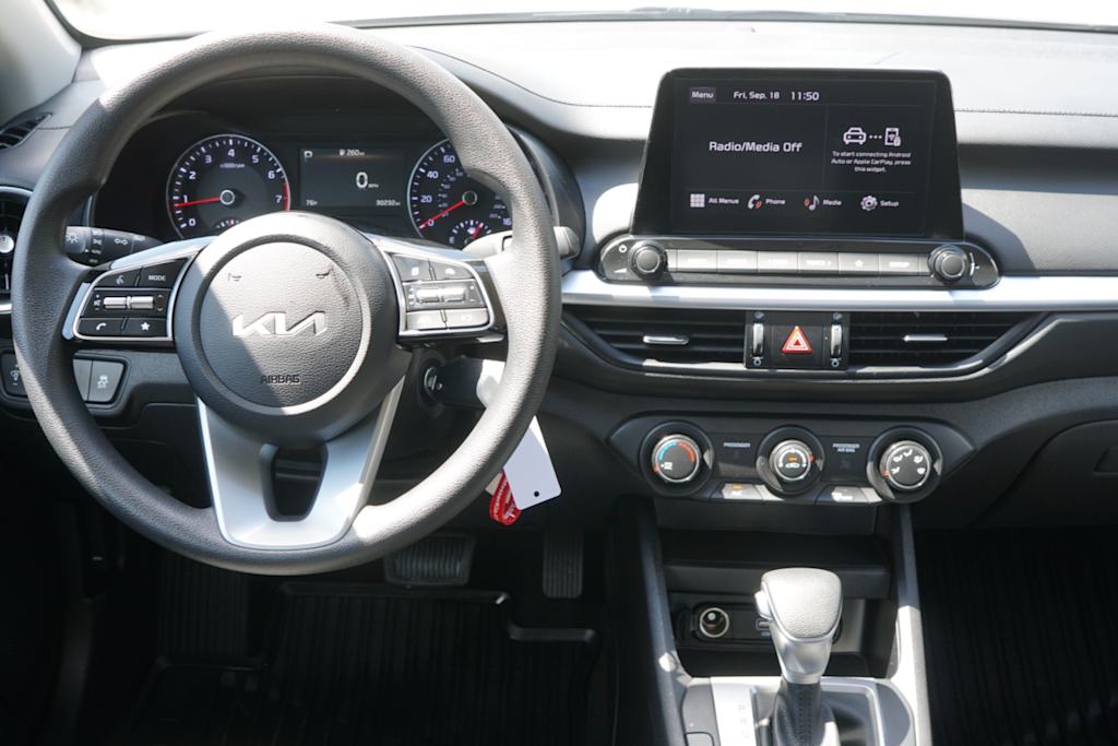 Thumbnail: 2023 Kia Forte - 6
