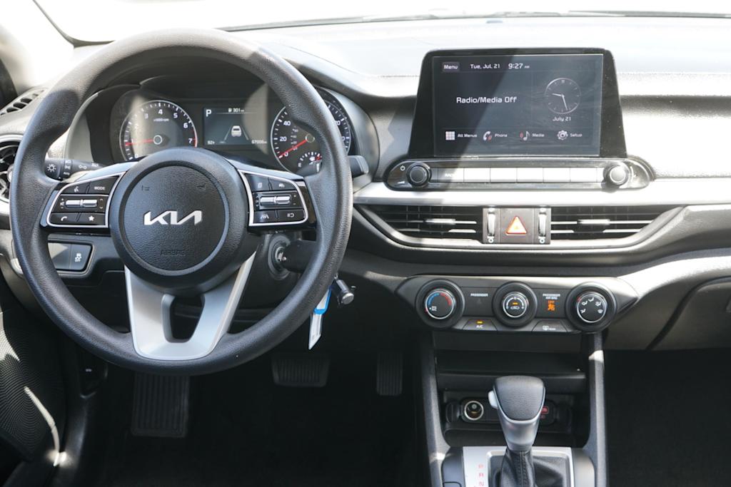 Thumbnail: 2024 Kia Forte - 7