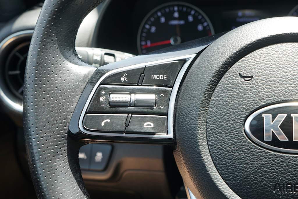 Thumbnail: 2020 Kia Forte - 18
