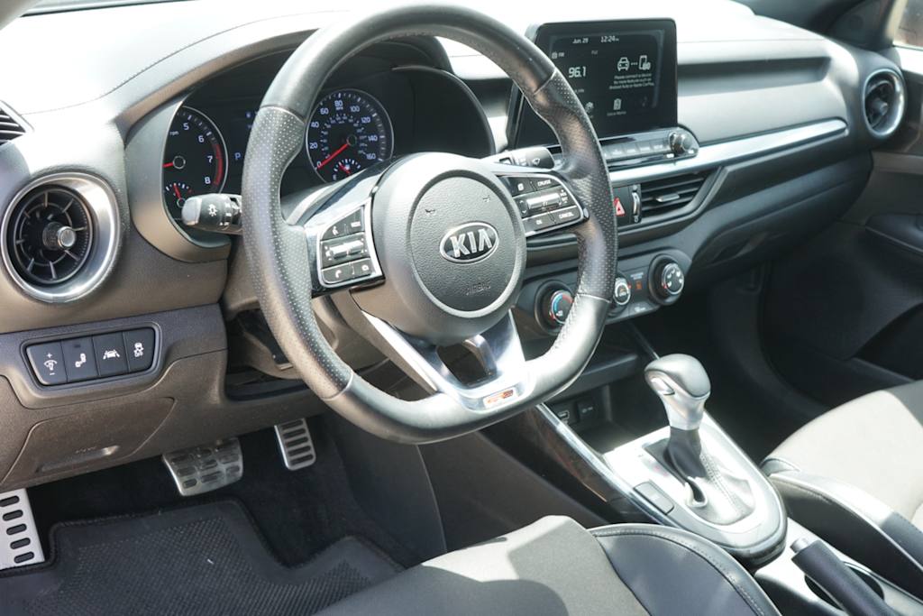 Thumbnail: 2020 Kia Forte - 2