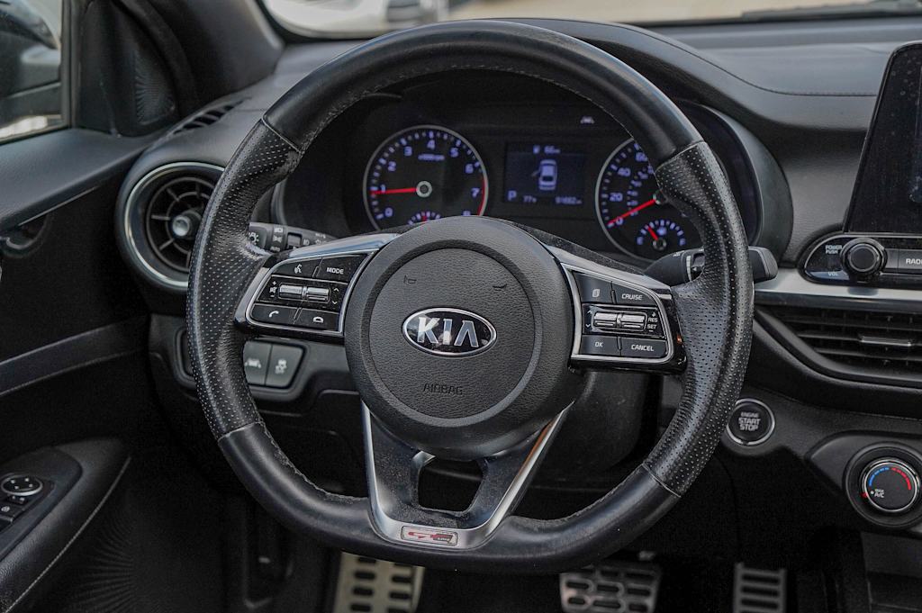 Thumbnail: 2020 Kia Forte - 11