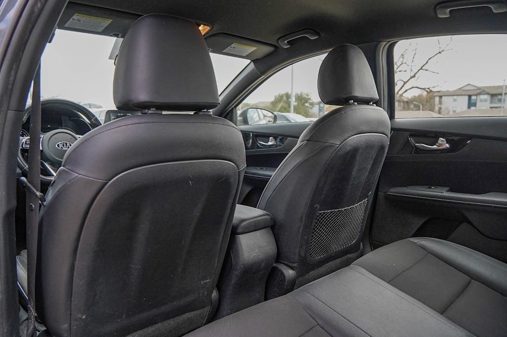 Thumbnail: 2020 Kia Forte - 9