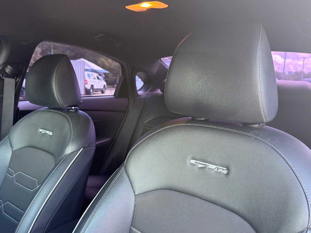 Thumbnail: 2021 Kia Forte - 9