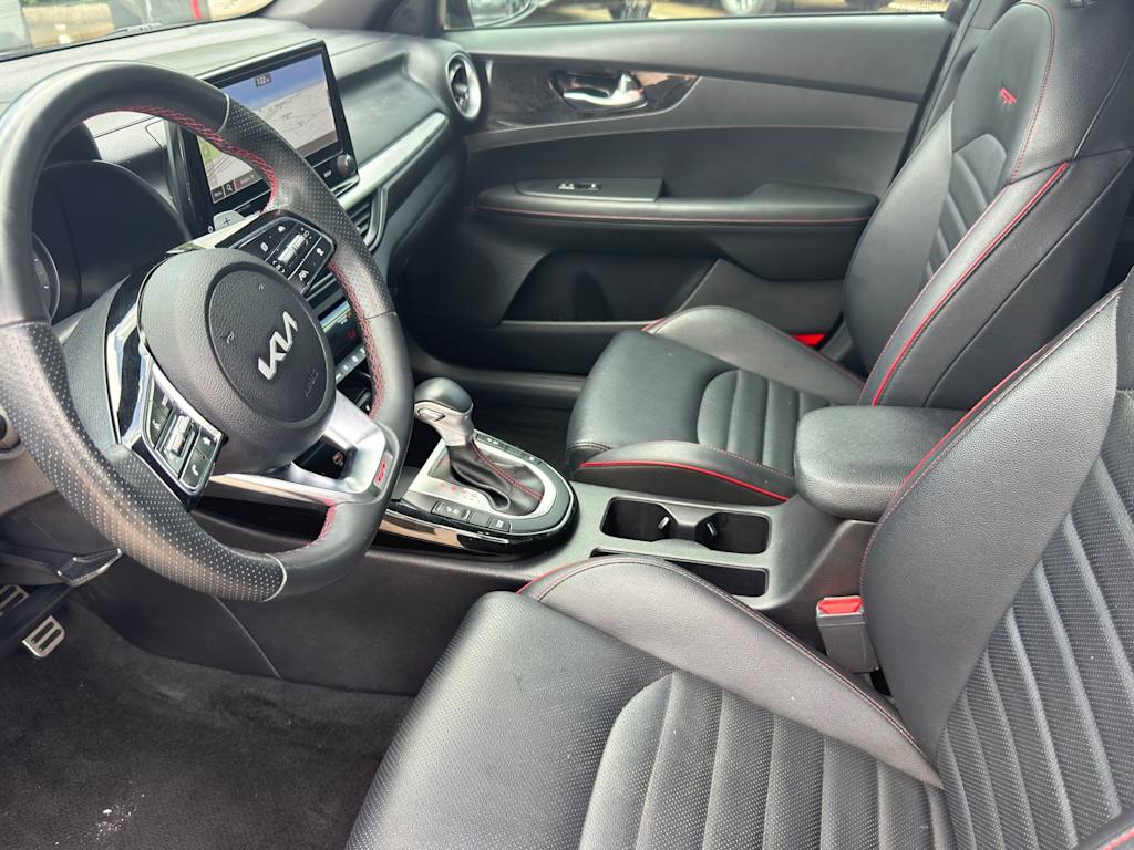Thumbnail: 2022 Kia Forte - 8