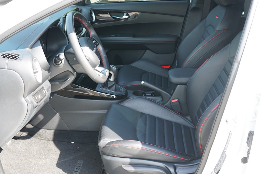 Thumbnail: 2024 Kia Forte - 7