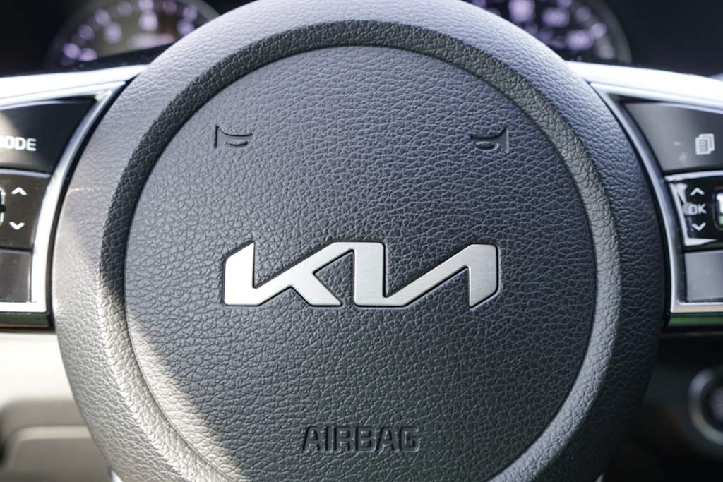 Thumbnail: 2024 Kia Forte - 17