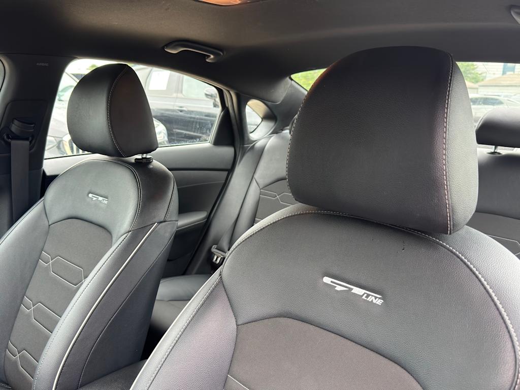 Thumbnail: 2023 Kia Forte - 9