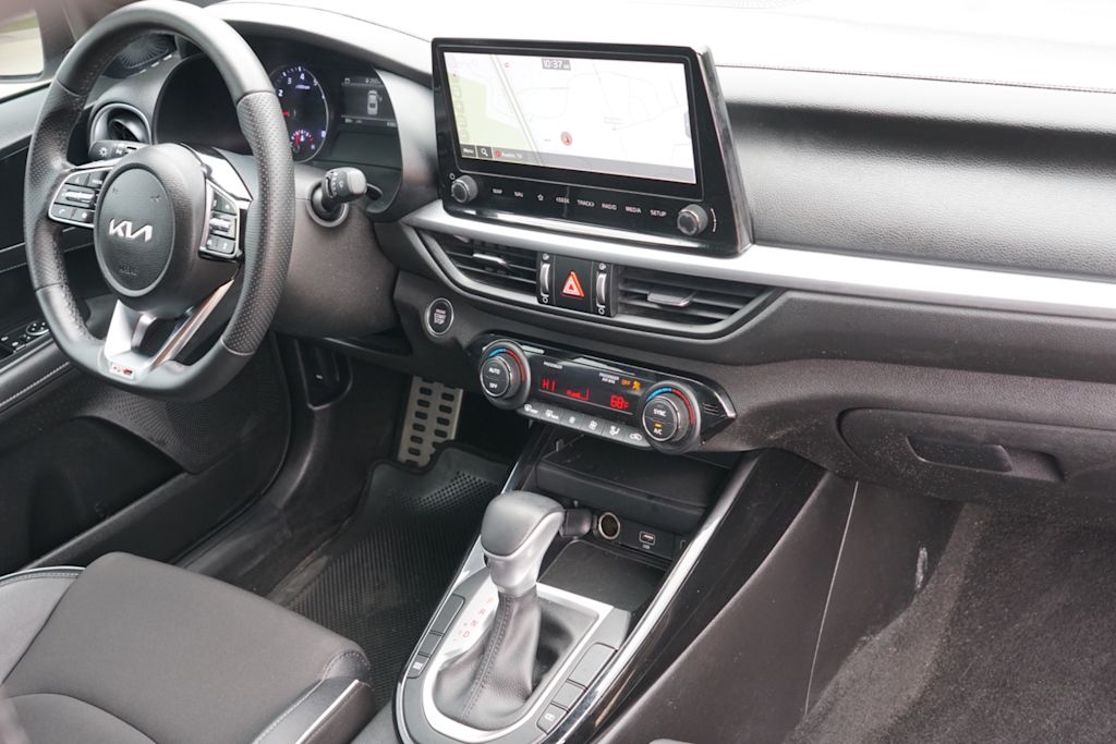 Thumbnail: 2023 Kia Forte - 11