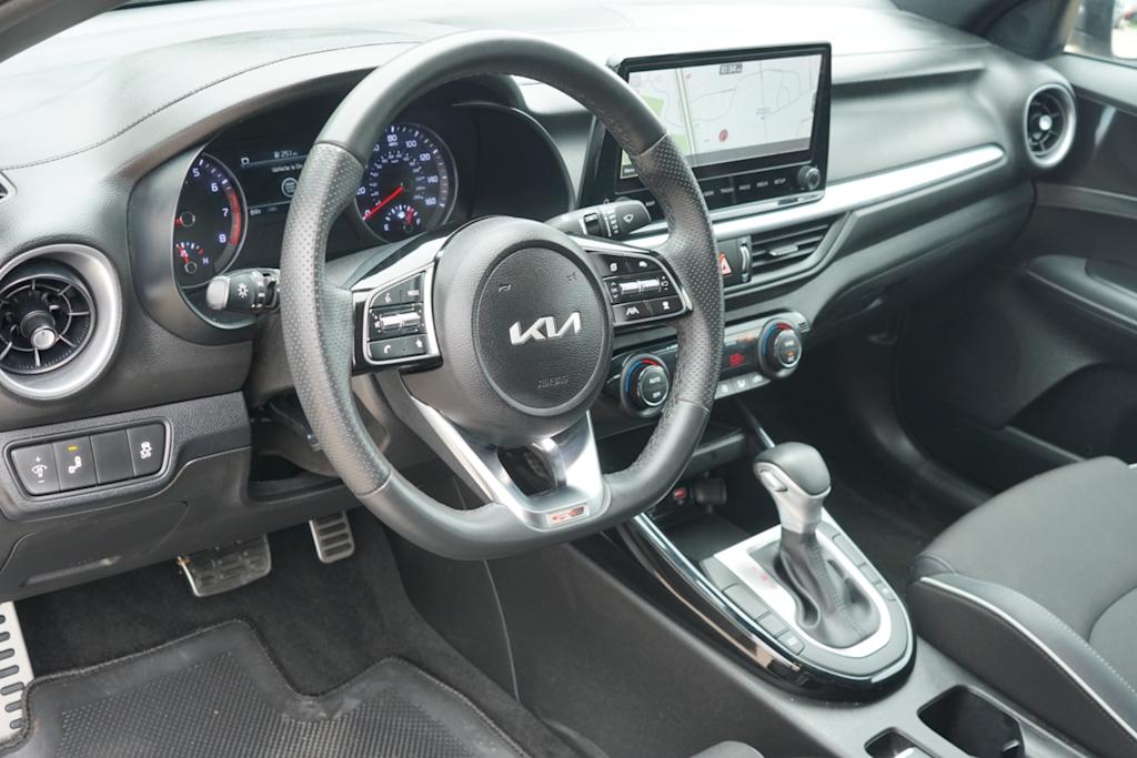 Thumbnail: 2023 Kia Forte - 2