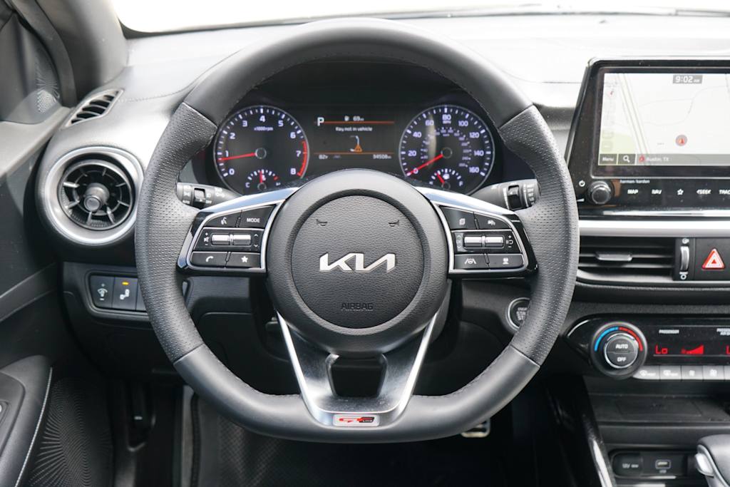 Thumbnail: 2023 Kia Forte - 10