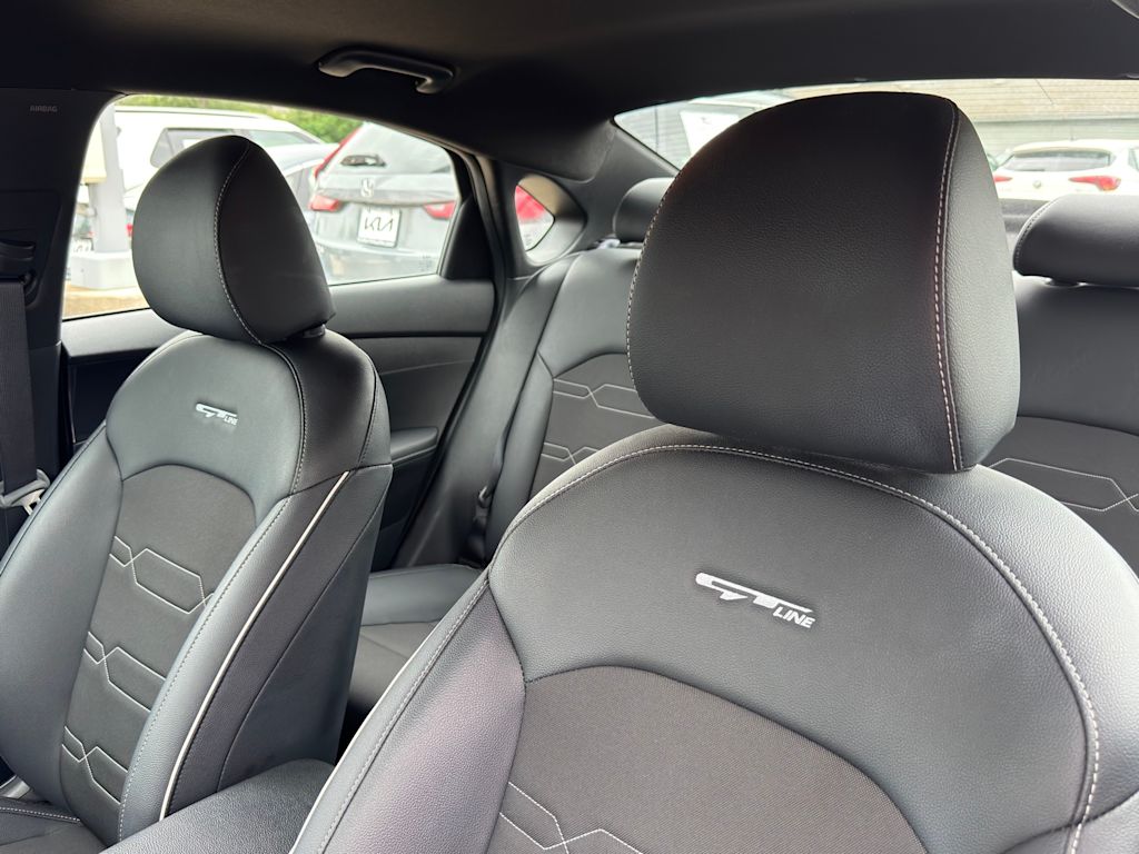 Thumbnail: 2023 Kia Forte - 10