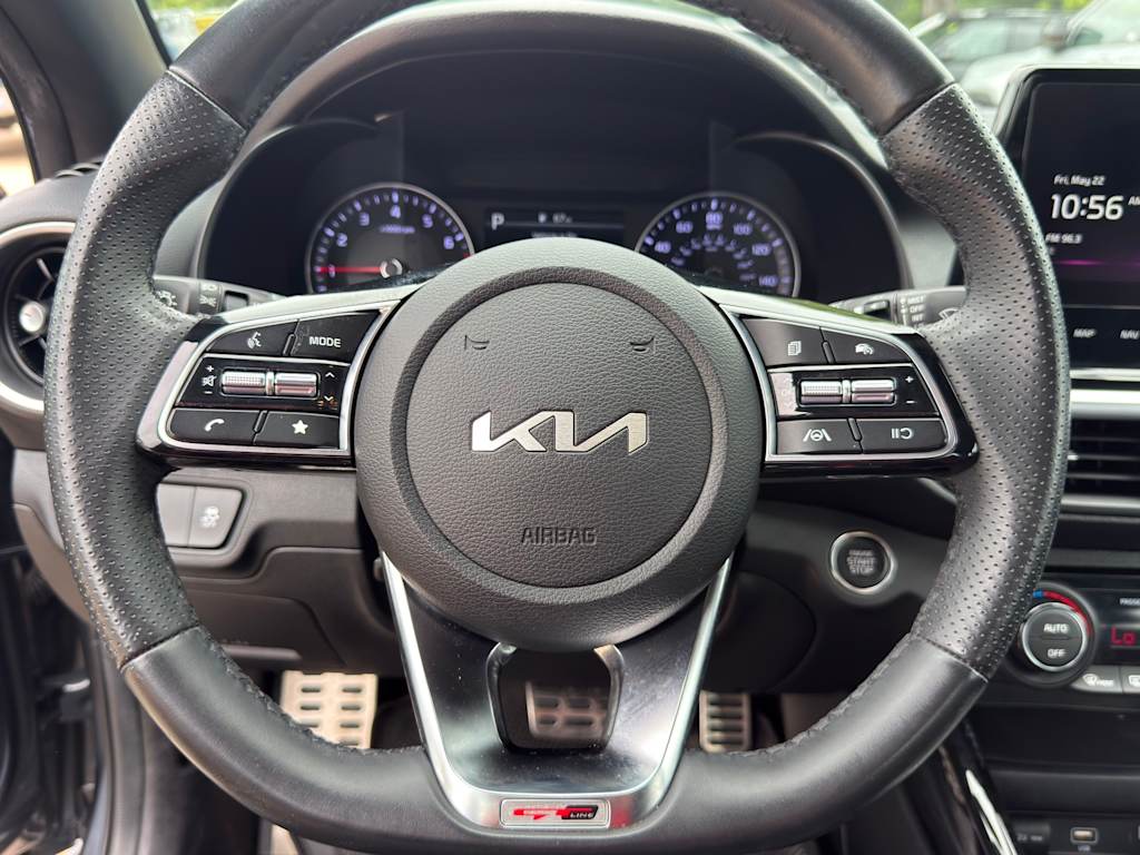 Thumbnail: 2023 Kia Forte - 8