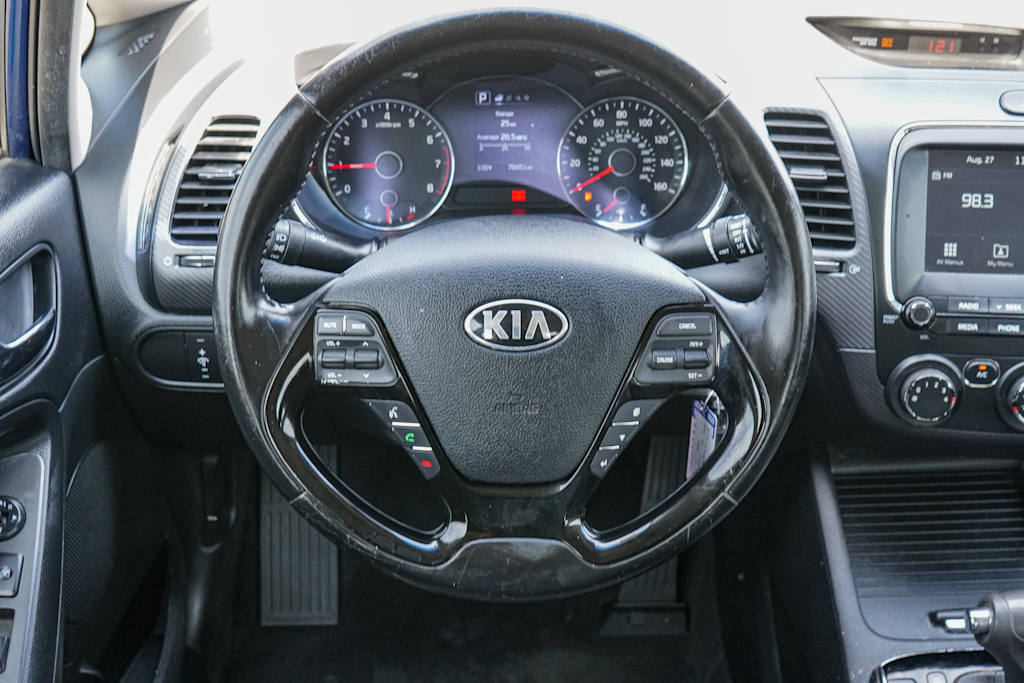 Thumbnail: 2018 Kia Forte - 10