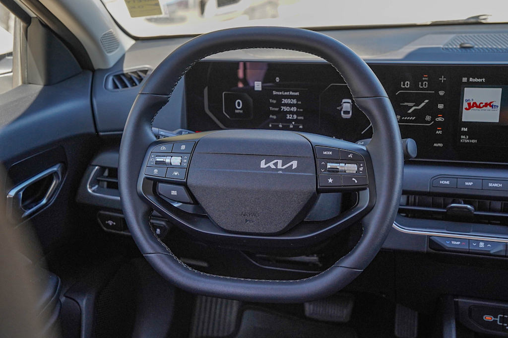 Thumbnail: 2025 Kia K4 - 10