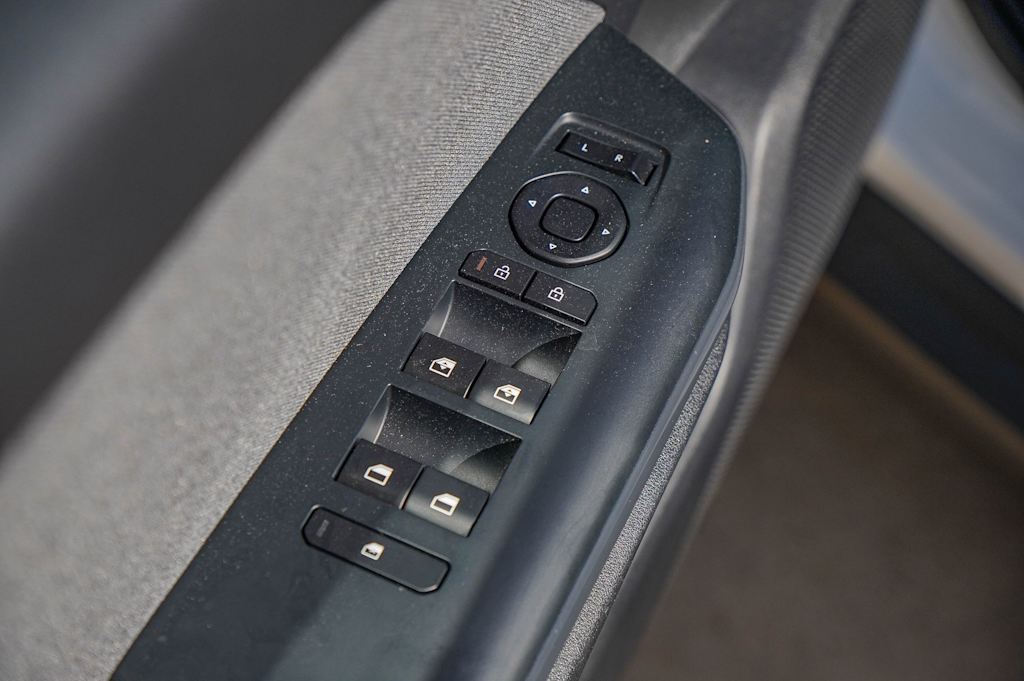 Thumbnail: 2025 Kia K4 - 26