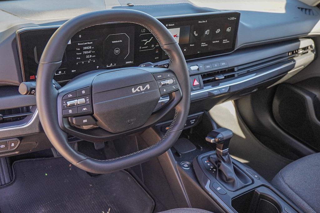 Thumbnail: 2025 Kia K4 - 2