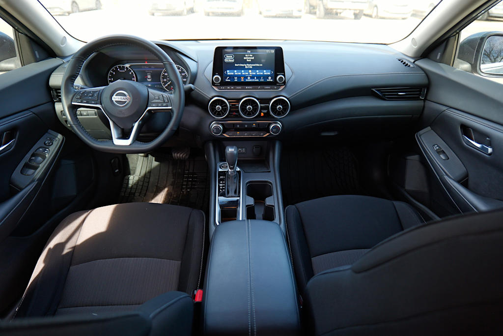 Thumbnail: 2022 Nissan Sentra - 11